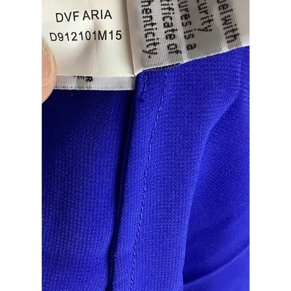 Diane Von Furstenberg Sz 0 100% Silk Aria Tunic Dress Blue Geomtric Print - Picture 8 of 9